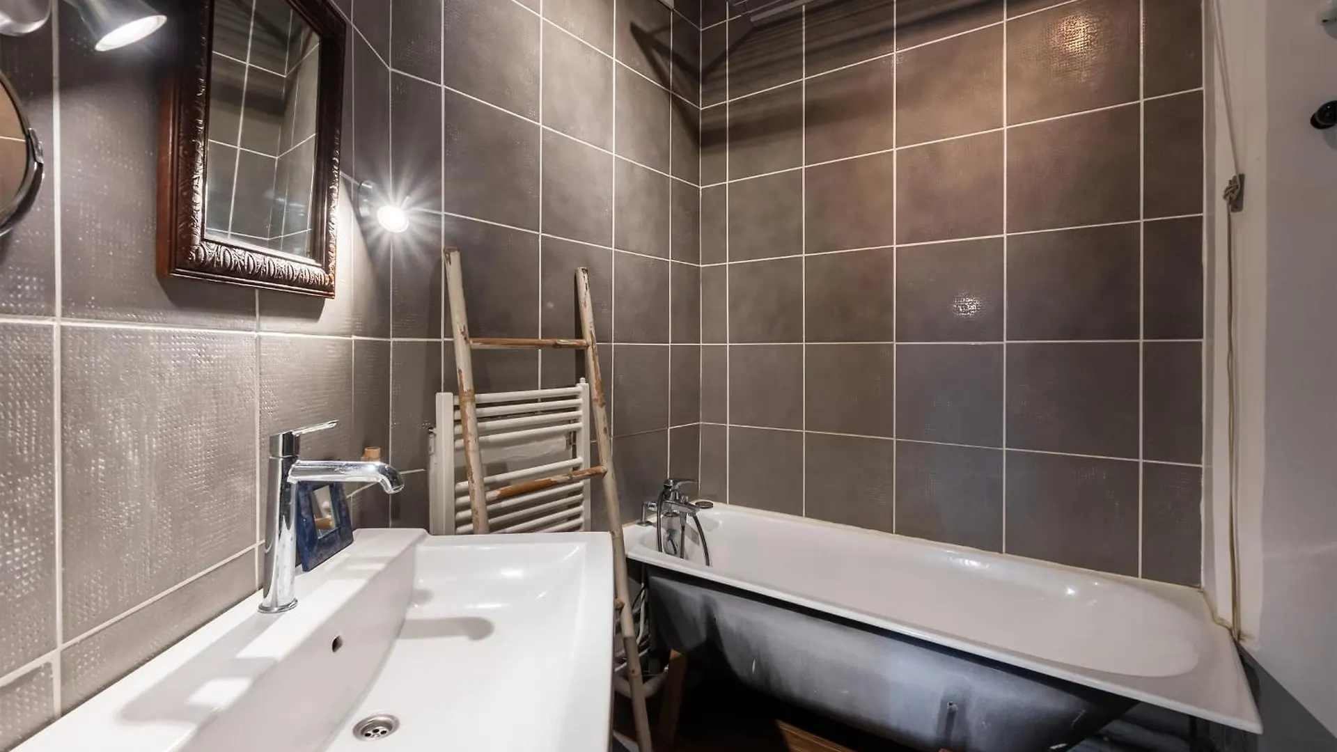 Apartment Appartement Guersant - Welkeys Paris